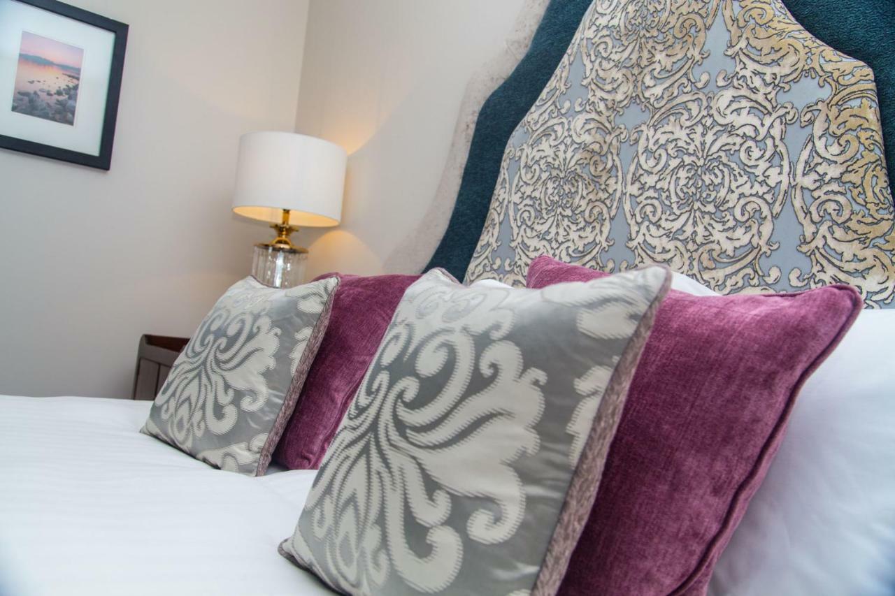 Peak Edge Hotel 4*