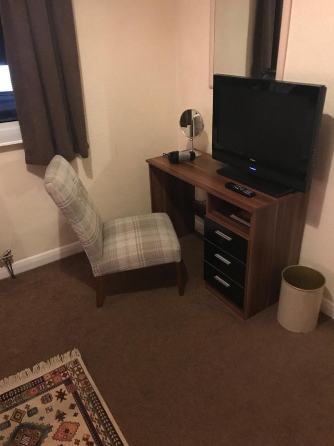 Flags Lodge - Not Open Bed & Breakfast *